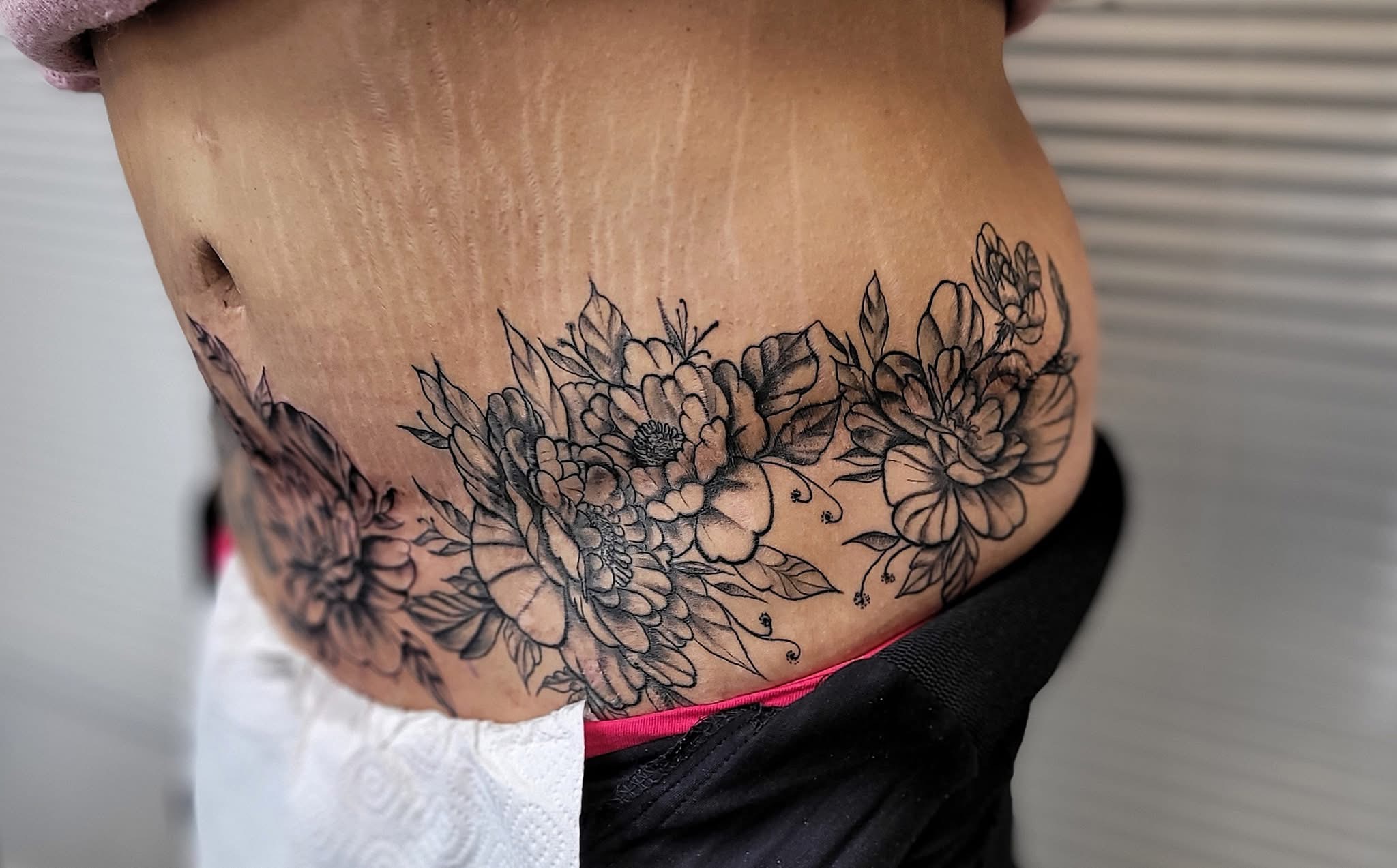 Narben Cover-Up Tattoo in Gelsenkirchen – Wenn aus Narben neue Kunst entsteht